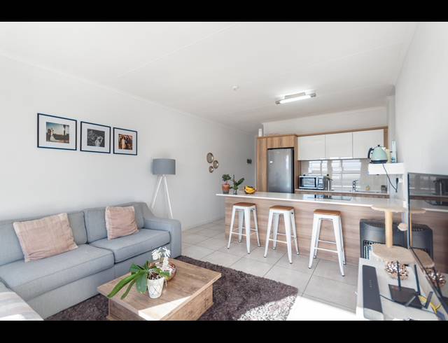 1 BEDROOM APARTMENT FOR SALE IN BURGUNDY ESTATE